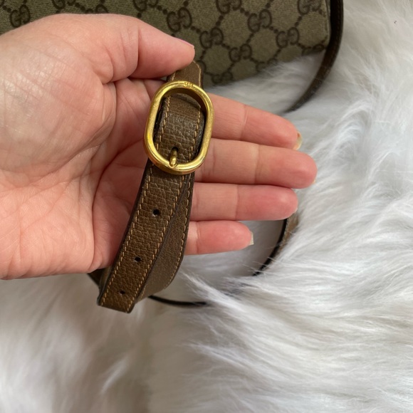 💕Vintage Gucci Crossbody - Picture 2 of 11